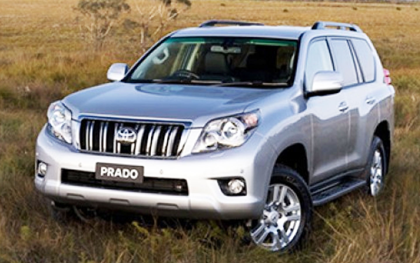 Toyota Land Cruiser Prado giá tiền tỉ sau 11 năm sử dụng
